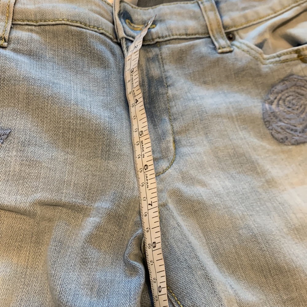Floral patch jeans size 8 - Picture 4 of 6